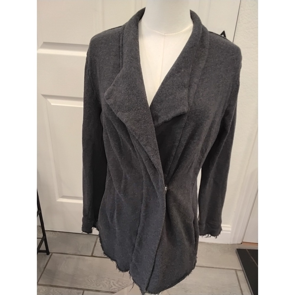 Stem Womens Gray Fleece Knit Raw Hem Wrap Jacket Shawl Collar Size M